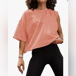 Women cropped tee. Small